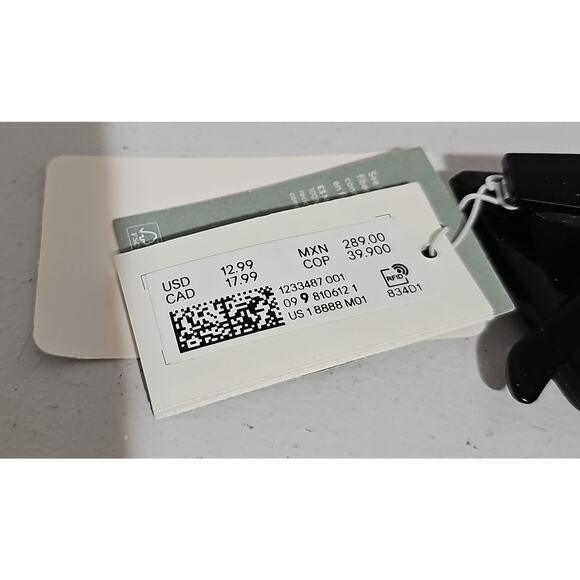 NWT H&M Cat Eye Black Sunglasses Tinted UV Protective Retro - Picture 12 of 12